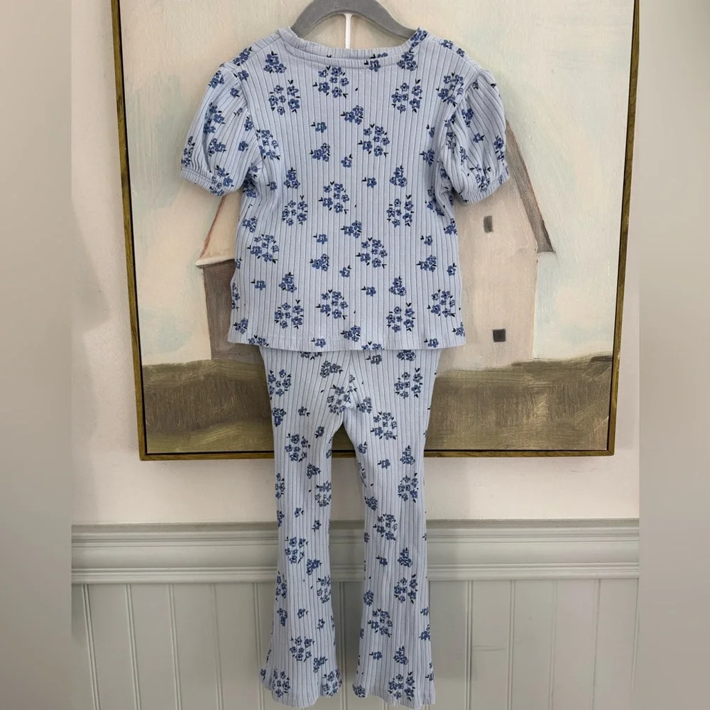 JESSICA SIMPSON Kids Light Blue Floral  Ribbed Cotton Tshirt Pant Set Size 4T